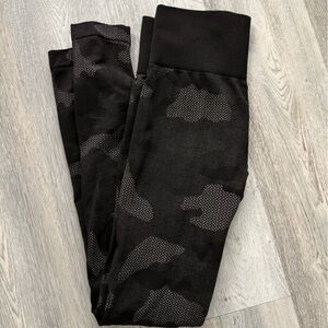 Camo leggings